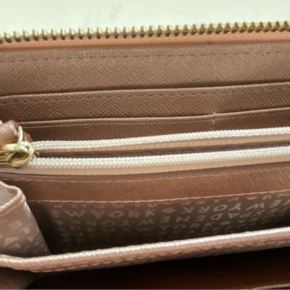 Kate Spade Neda Laurel Way Rose Gold Wallet - Picture 4 of 7